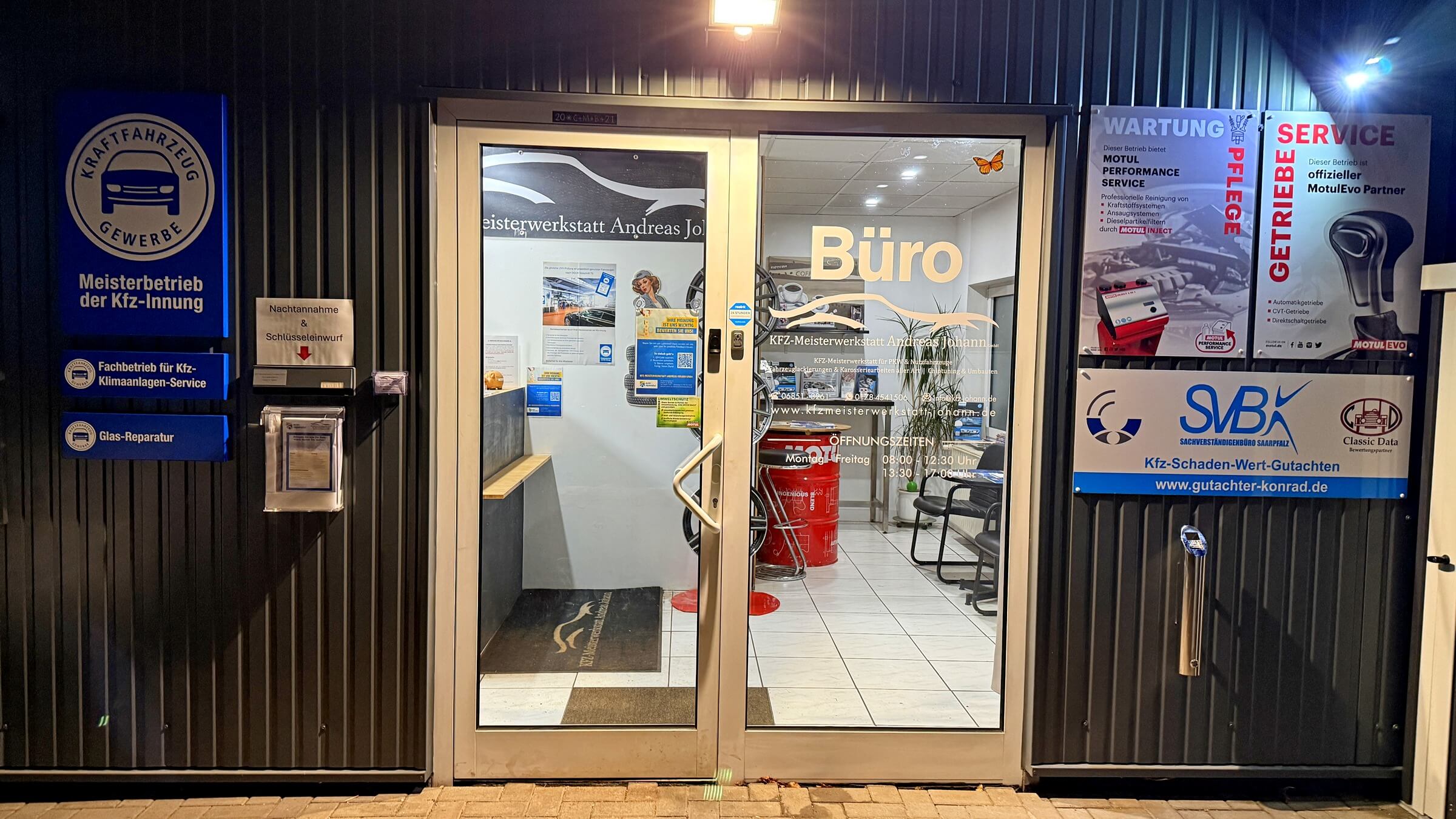 "Bild Eingang_16.9.jpg"