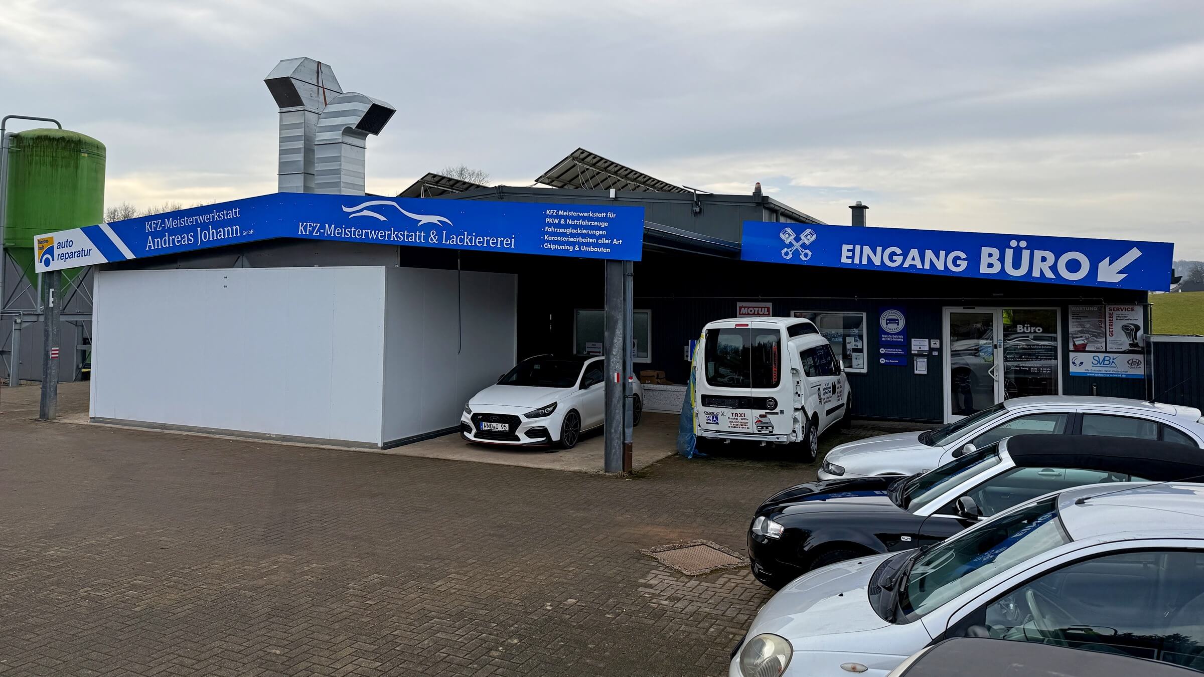 "Bild Gebäude_NEU_4_16.9.jpg"