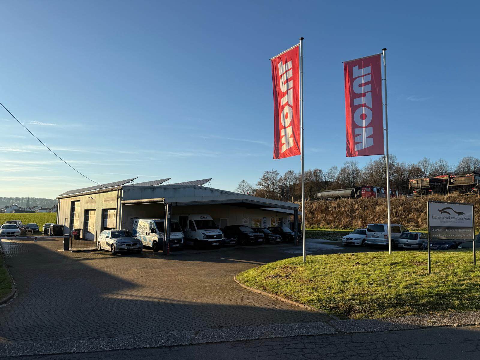 Außenansicht von KFZ-Meisterwerkstatt Andreas Johann GmbH